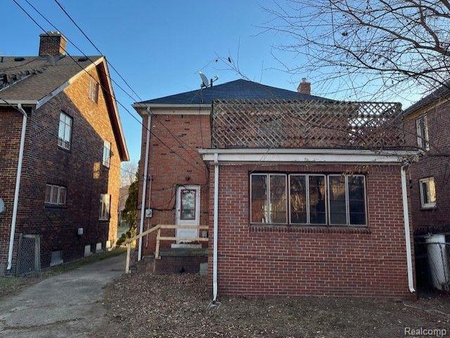 18073 SANTA BARBARA Drive