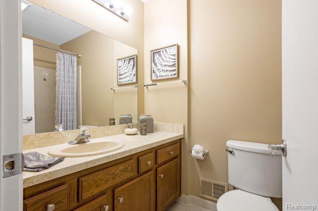 341 S CROOKS Road 1