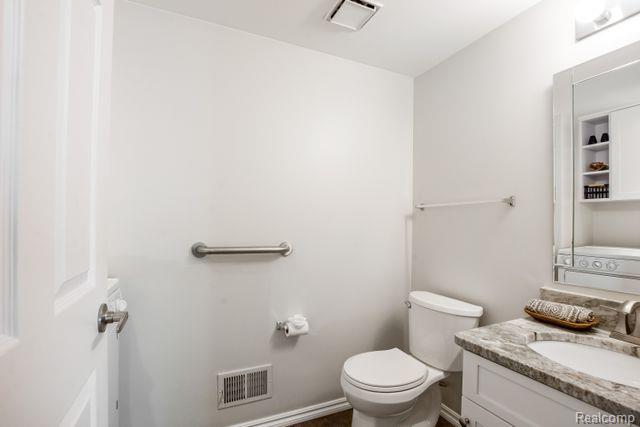 341 S CROOKS Road 1