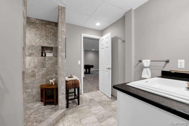 4404 NAVIN FIELD Lane