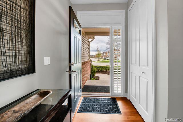 4404 NAVIN FIELD Lane