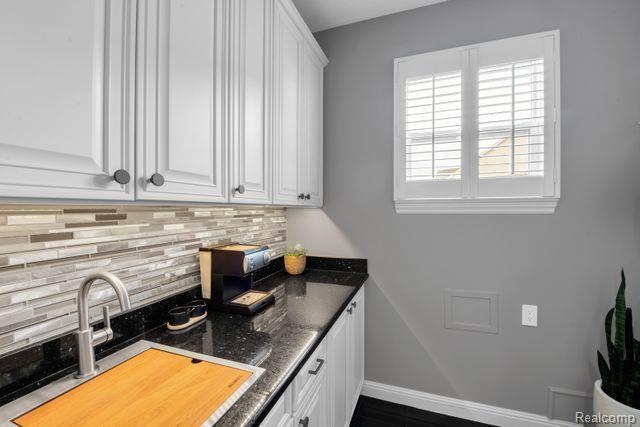 4404 NAVIN FIELD Lane