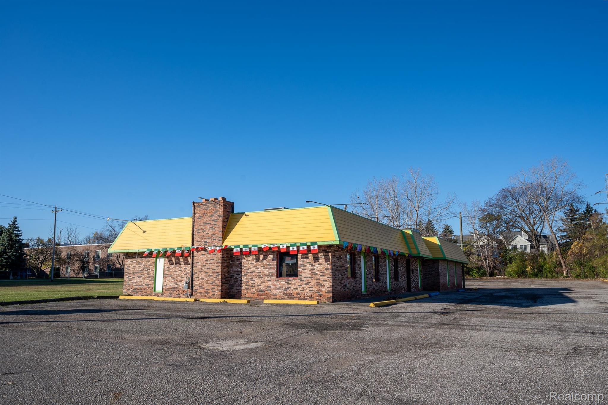 31313 DEQUINDRE Road