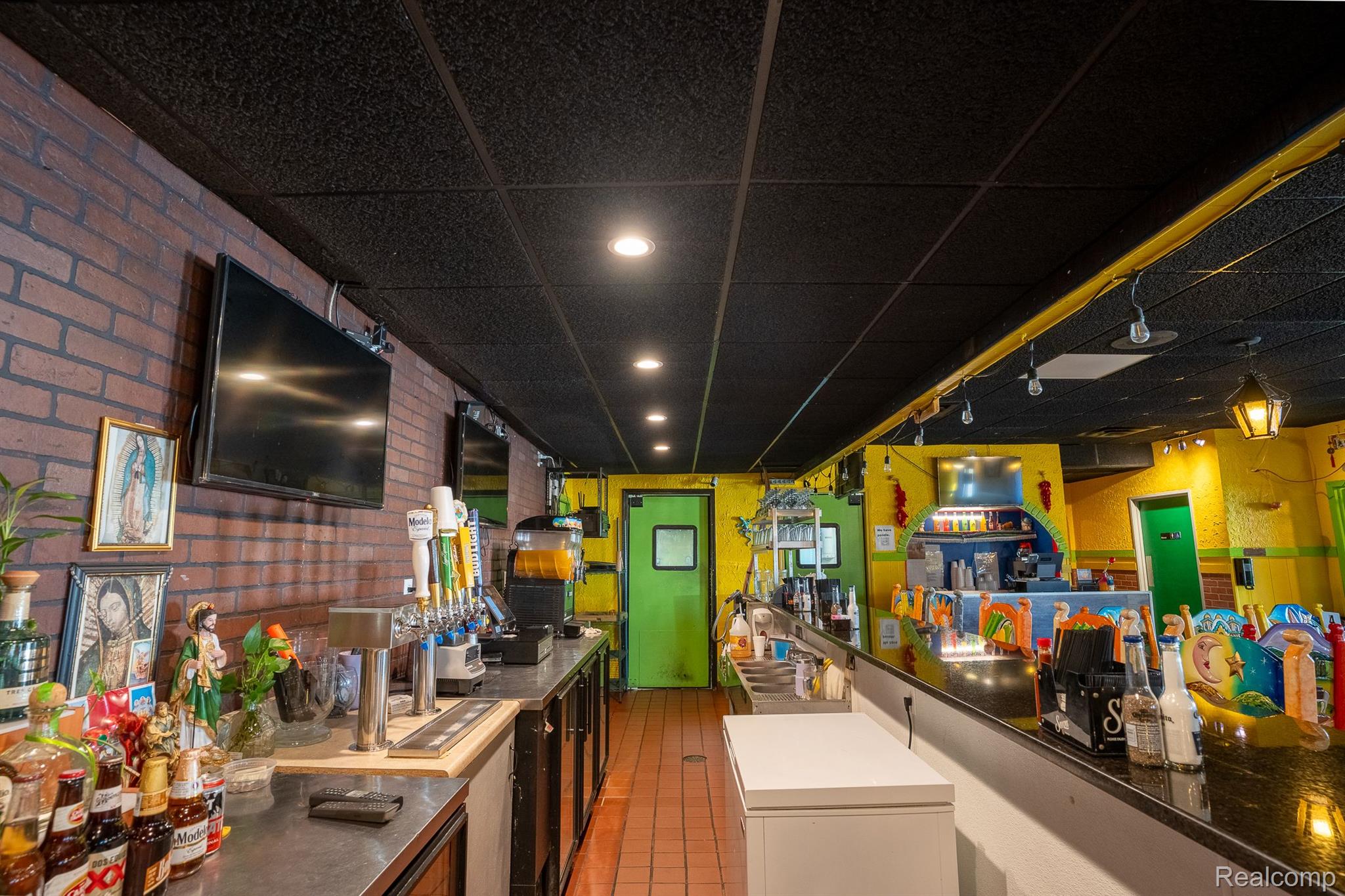 31313 DEQUINDRE Road