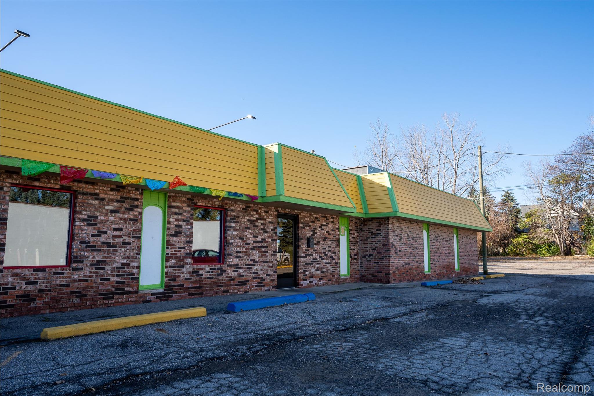 31313 DEQUINDRE Road