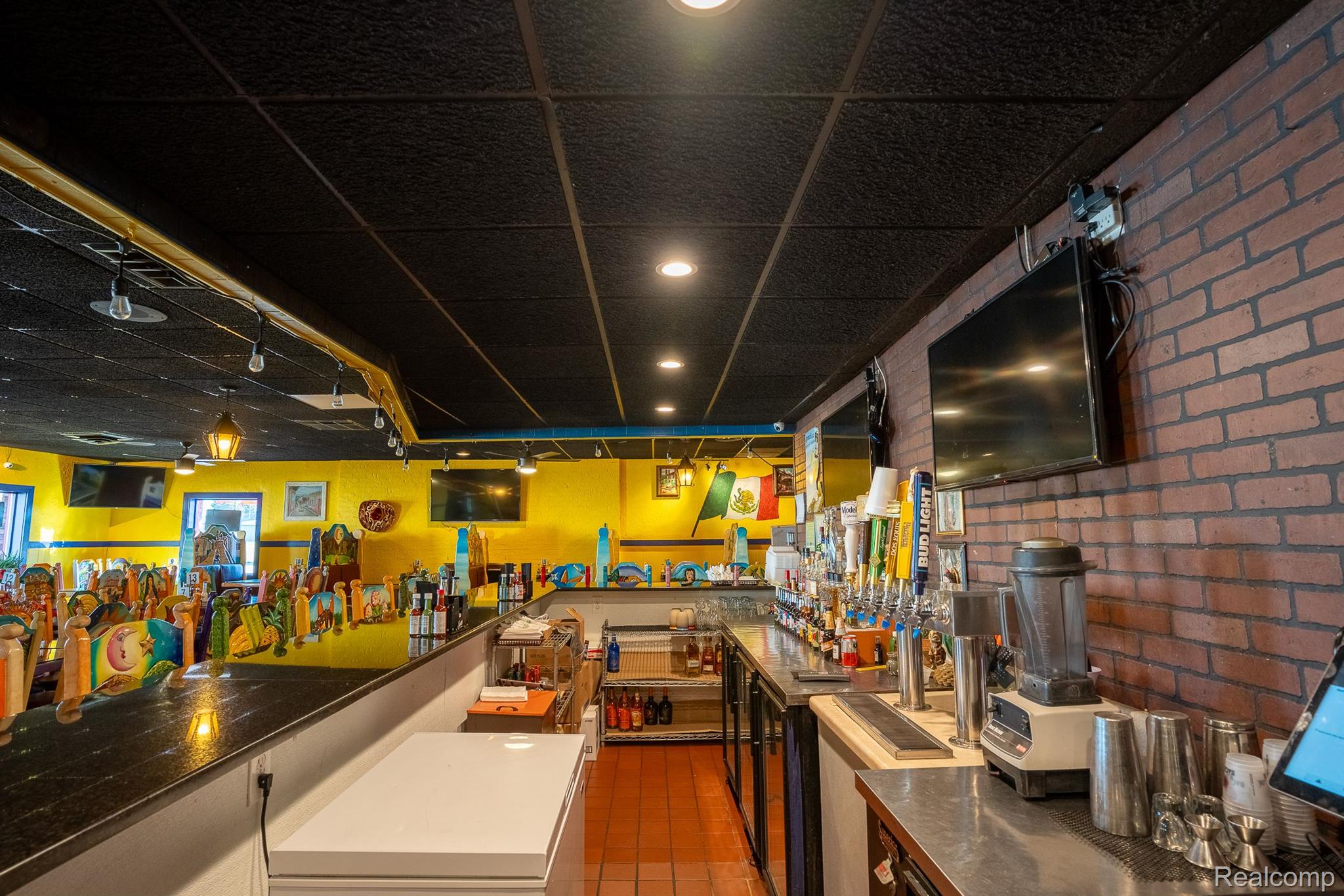 31313 DEQUINDRE Road