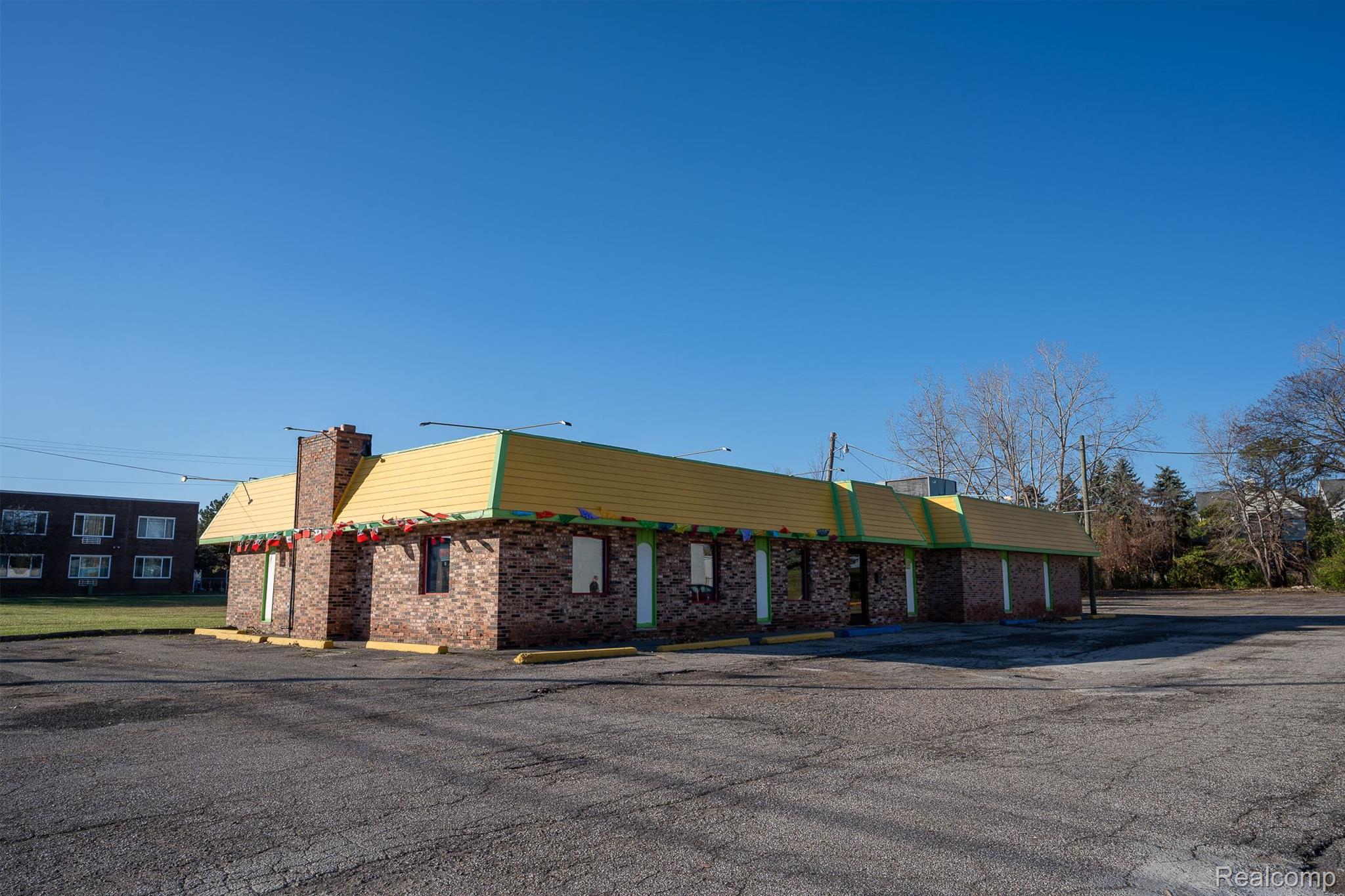 31313 DEQUINDRE Road