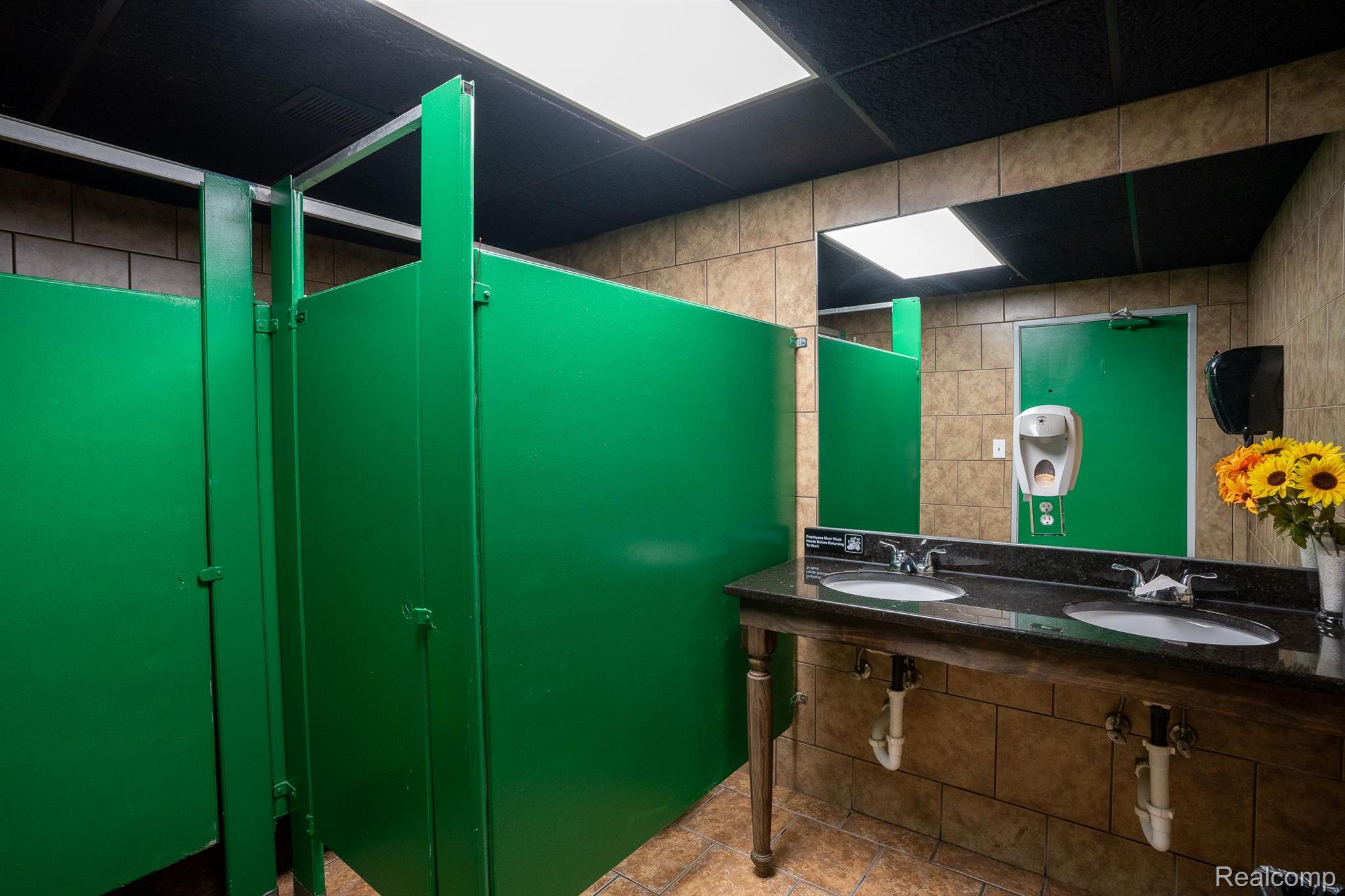 31313 DEQUINDRE Road