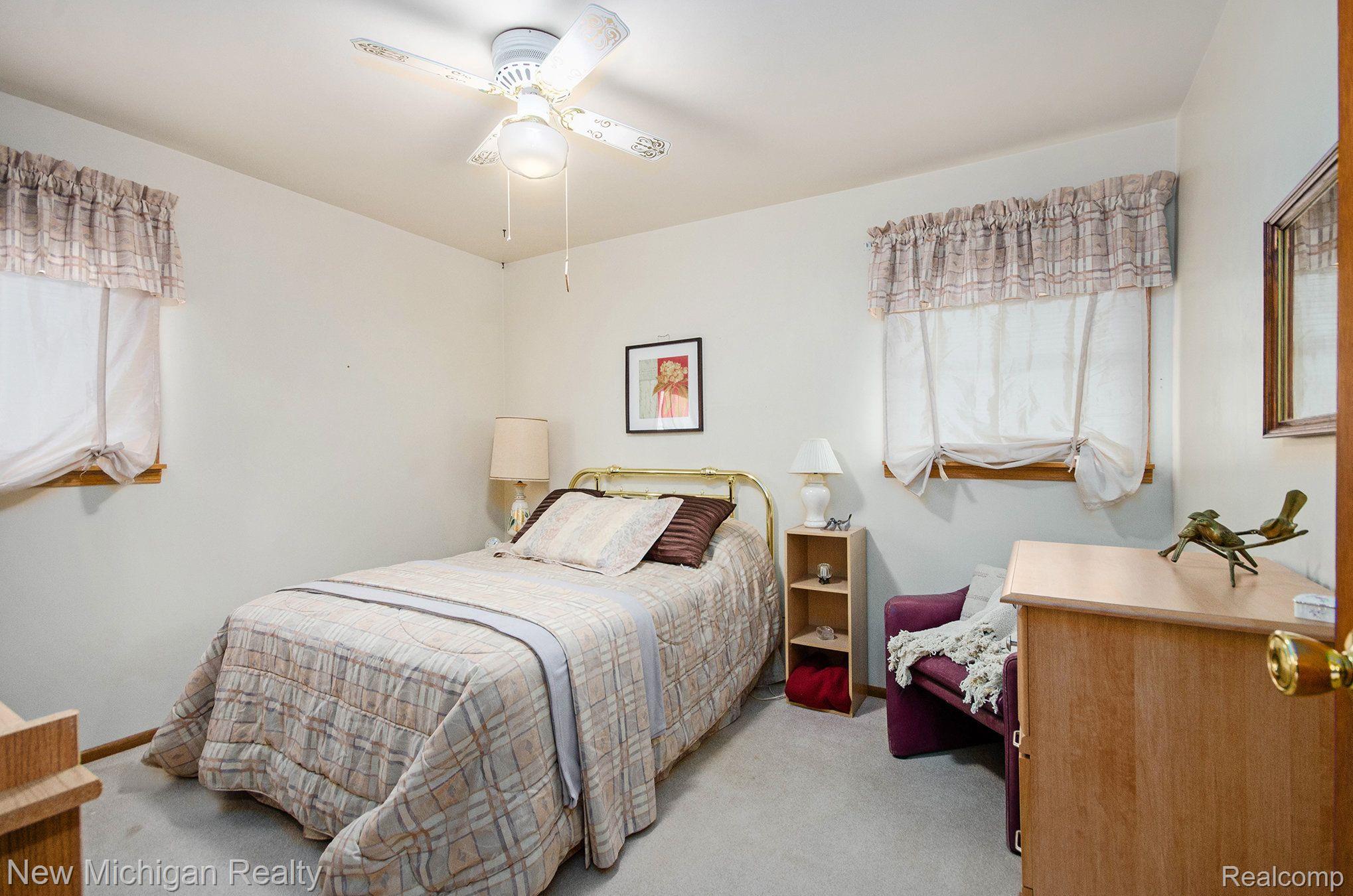 627 LOS ARBOLES Drive