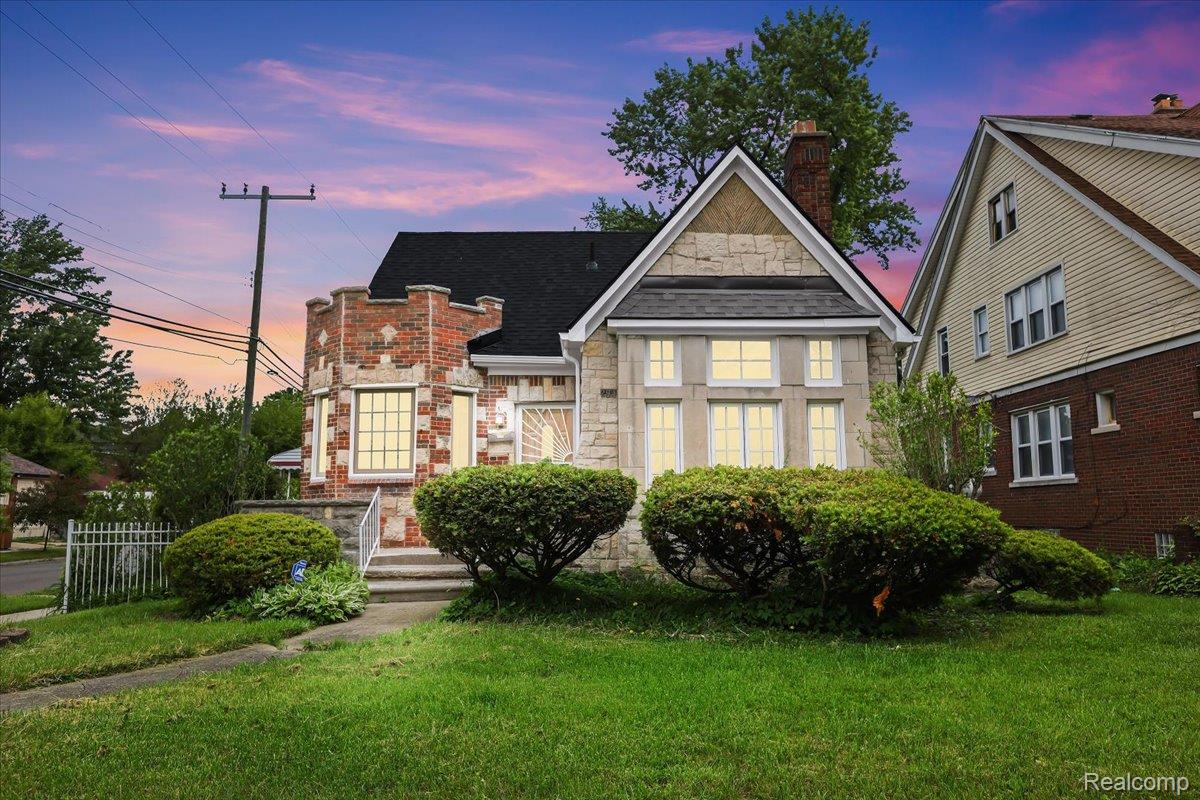 294 Riverside Drive