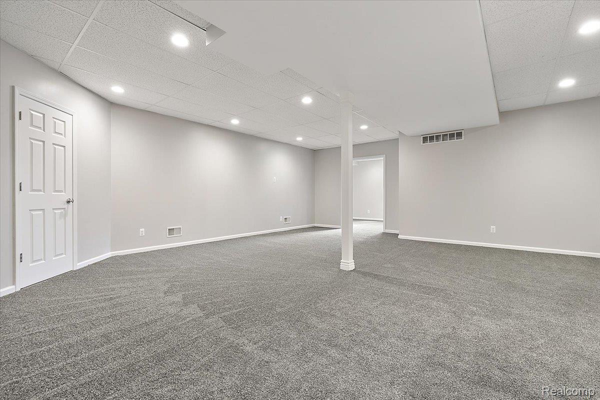 4404 Navin Field Lane