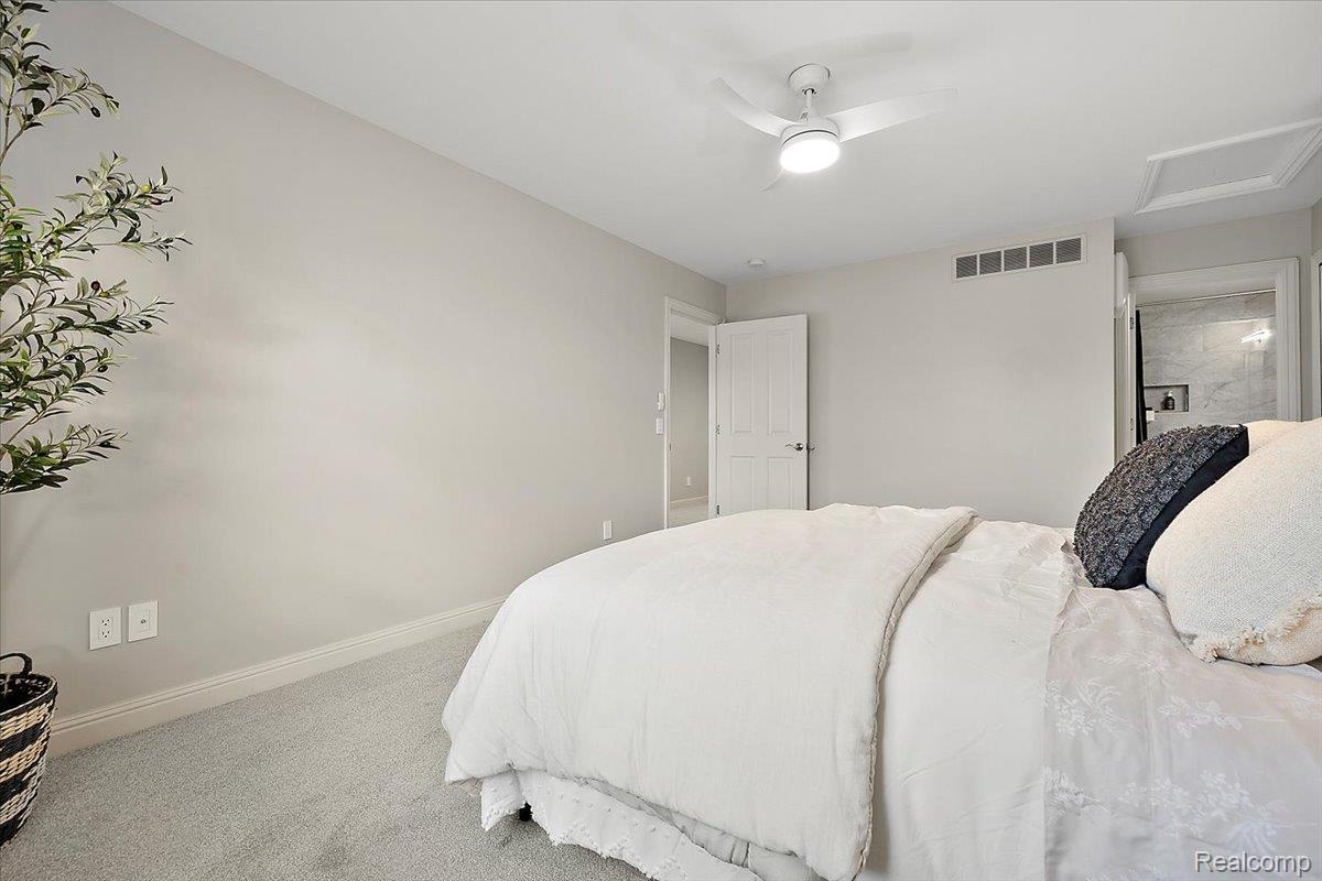 4404 Navin Field Lane