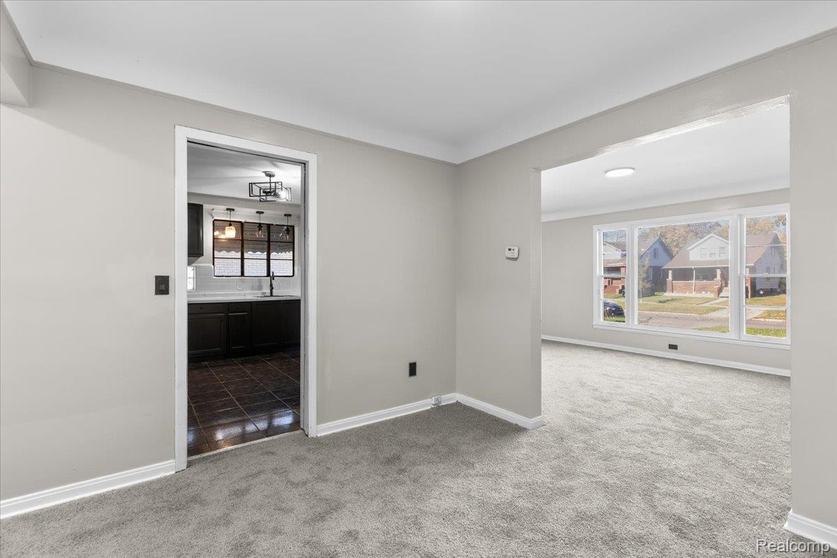 11856 Kilbourne Street