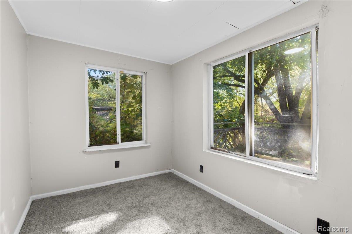 11856 Kilbourne Street