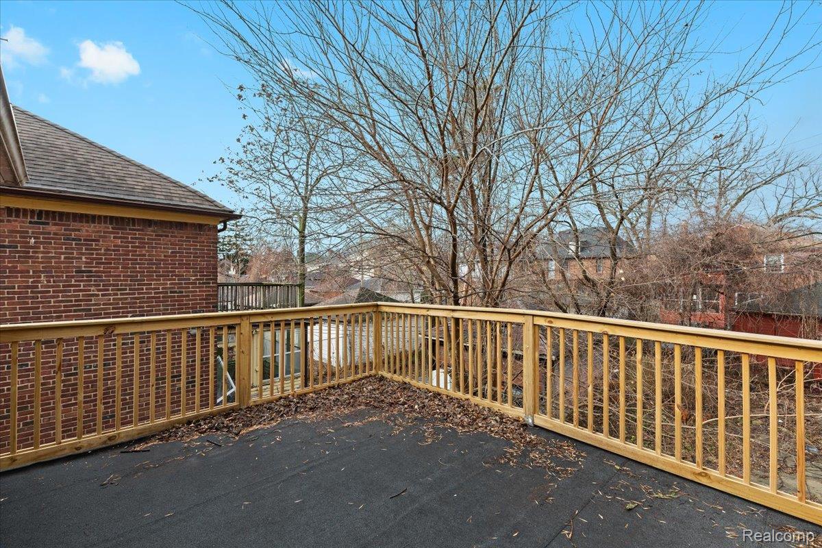 18073 Santa Barbara Drive