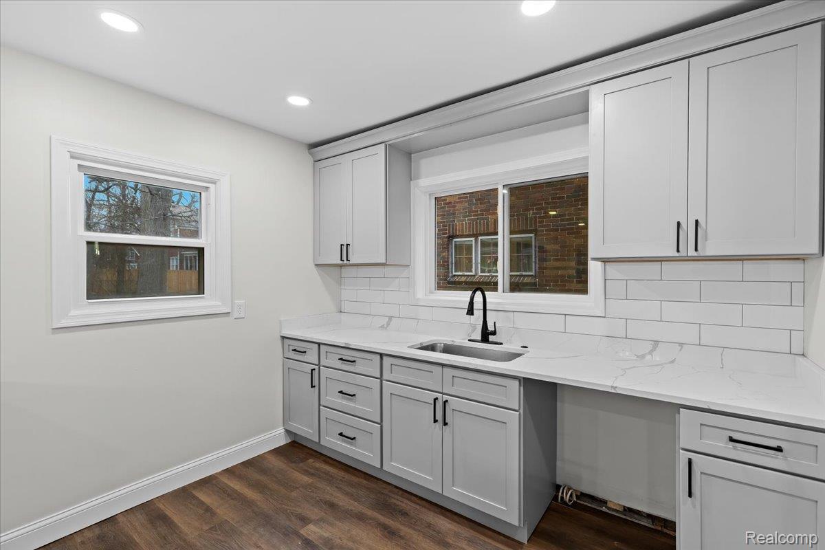 18073 Santa Barbara Drive