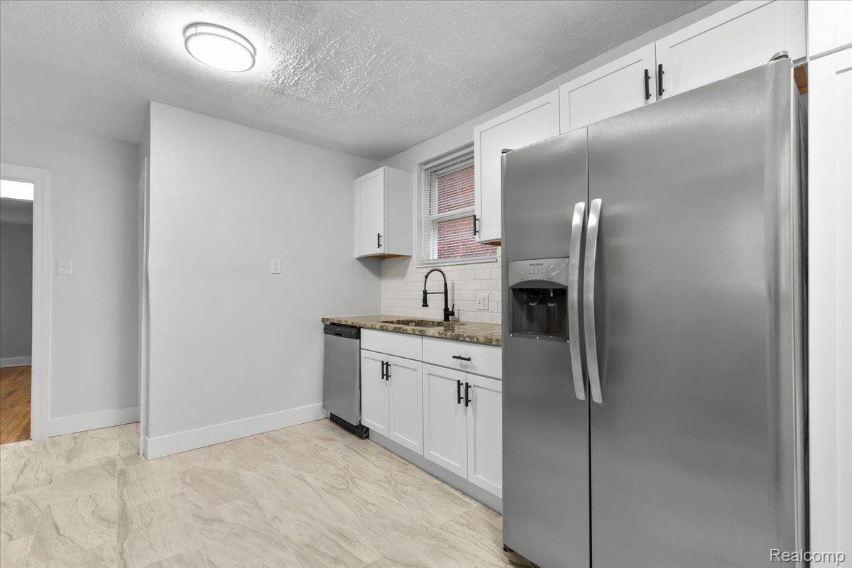 18650 Wisconsin Street