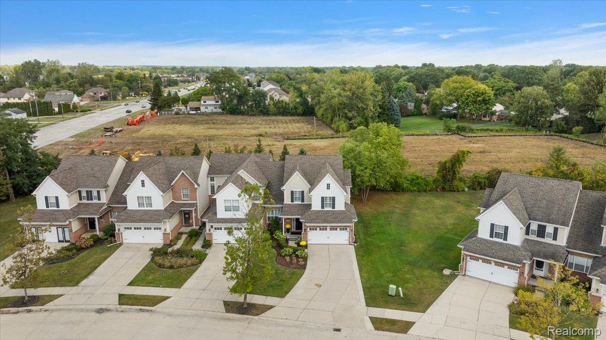 4404 Navin Field Lane