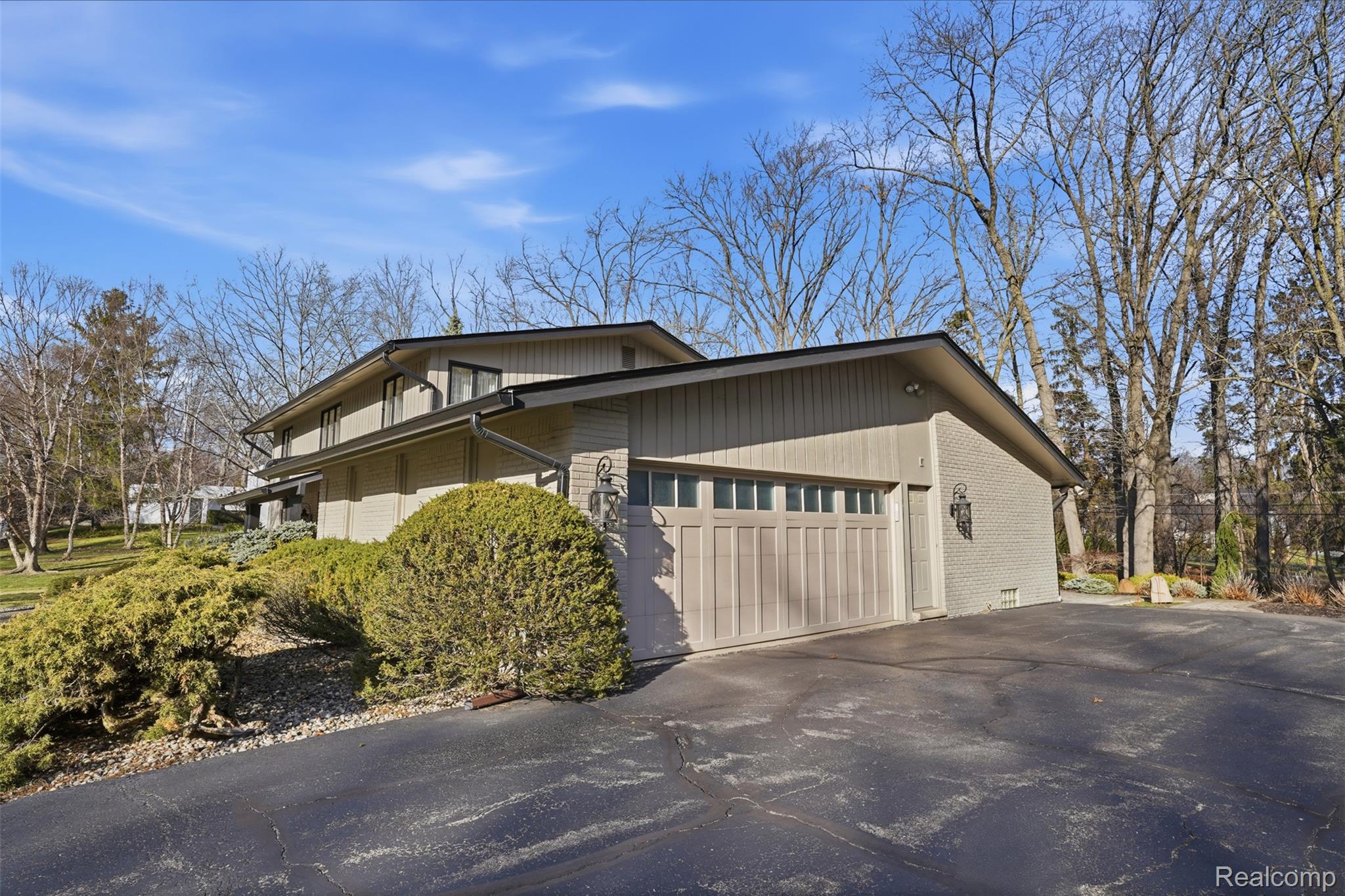 32322 Scenic Lane