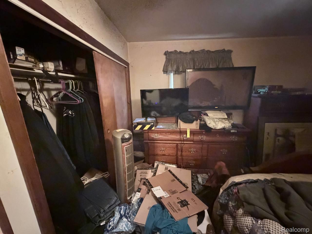 10157 Willowbrook Drive