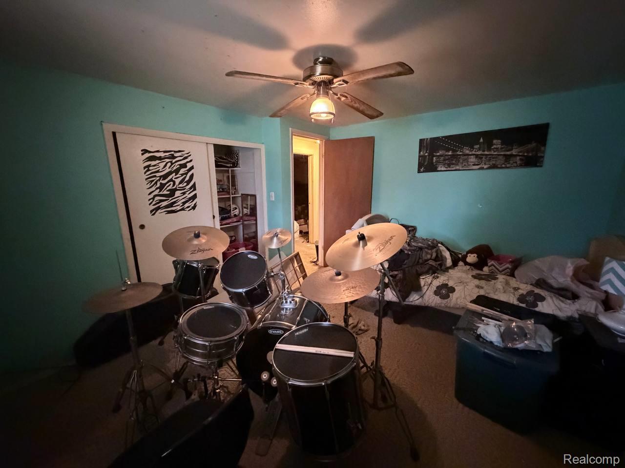 10157 Willowbrook Drive