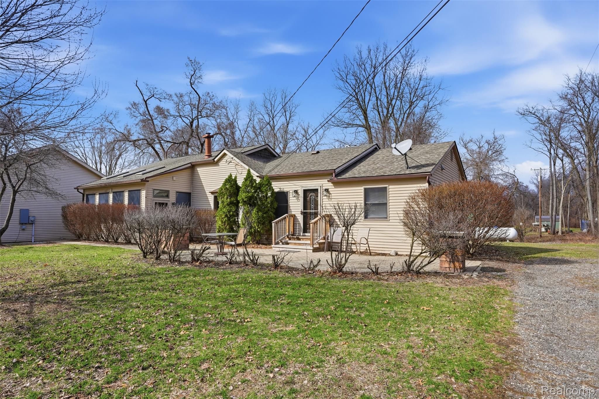 12913 9 Mile Road