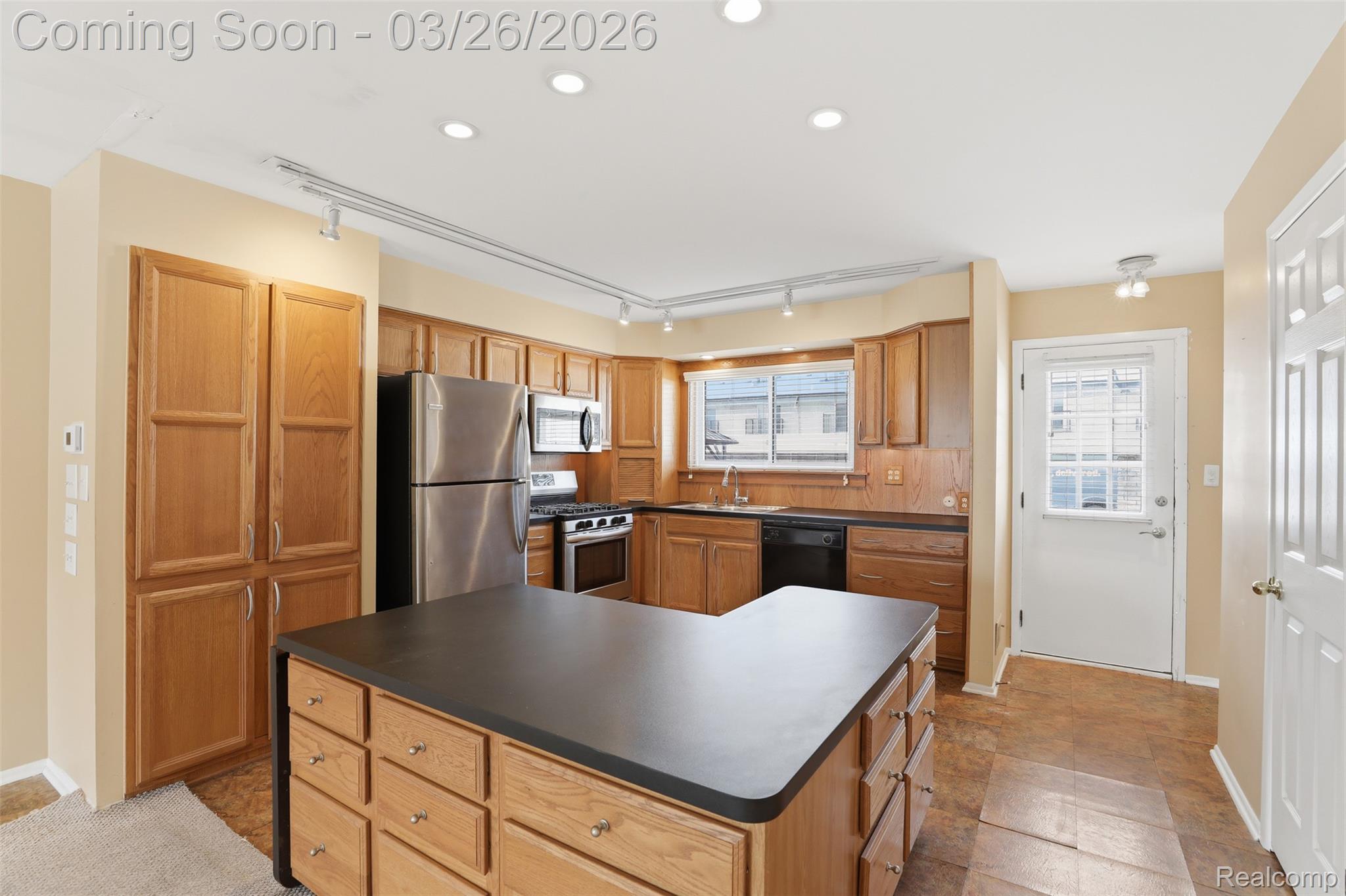 28332 Universal Drive 148