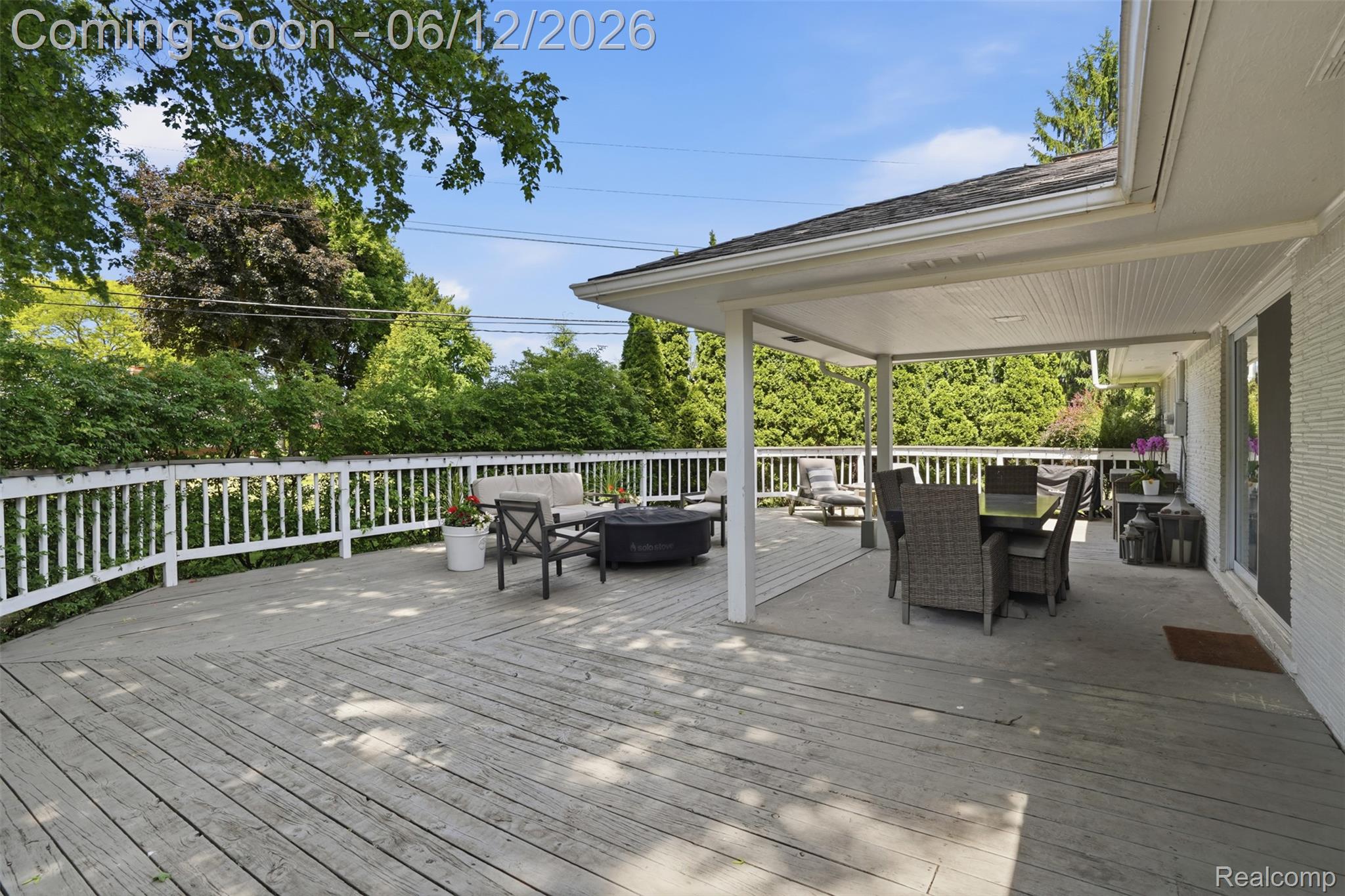6998 Meadowlake Road
