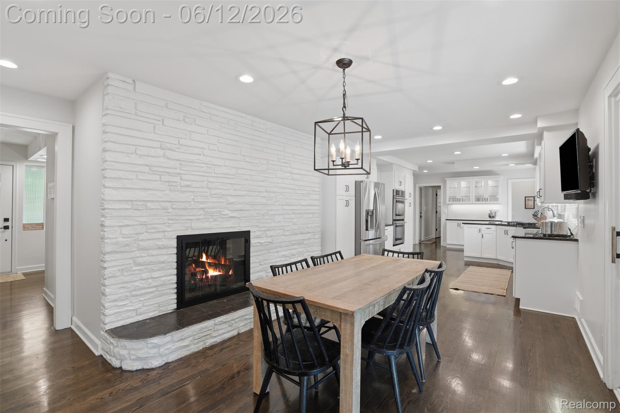 6998 Meadowlake Road