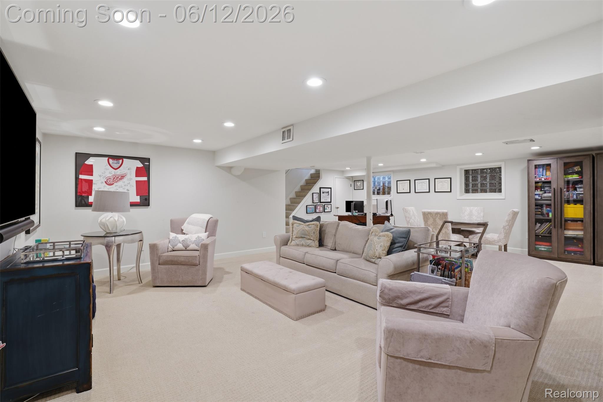 6998 Meadowlake Road