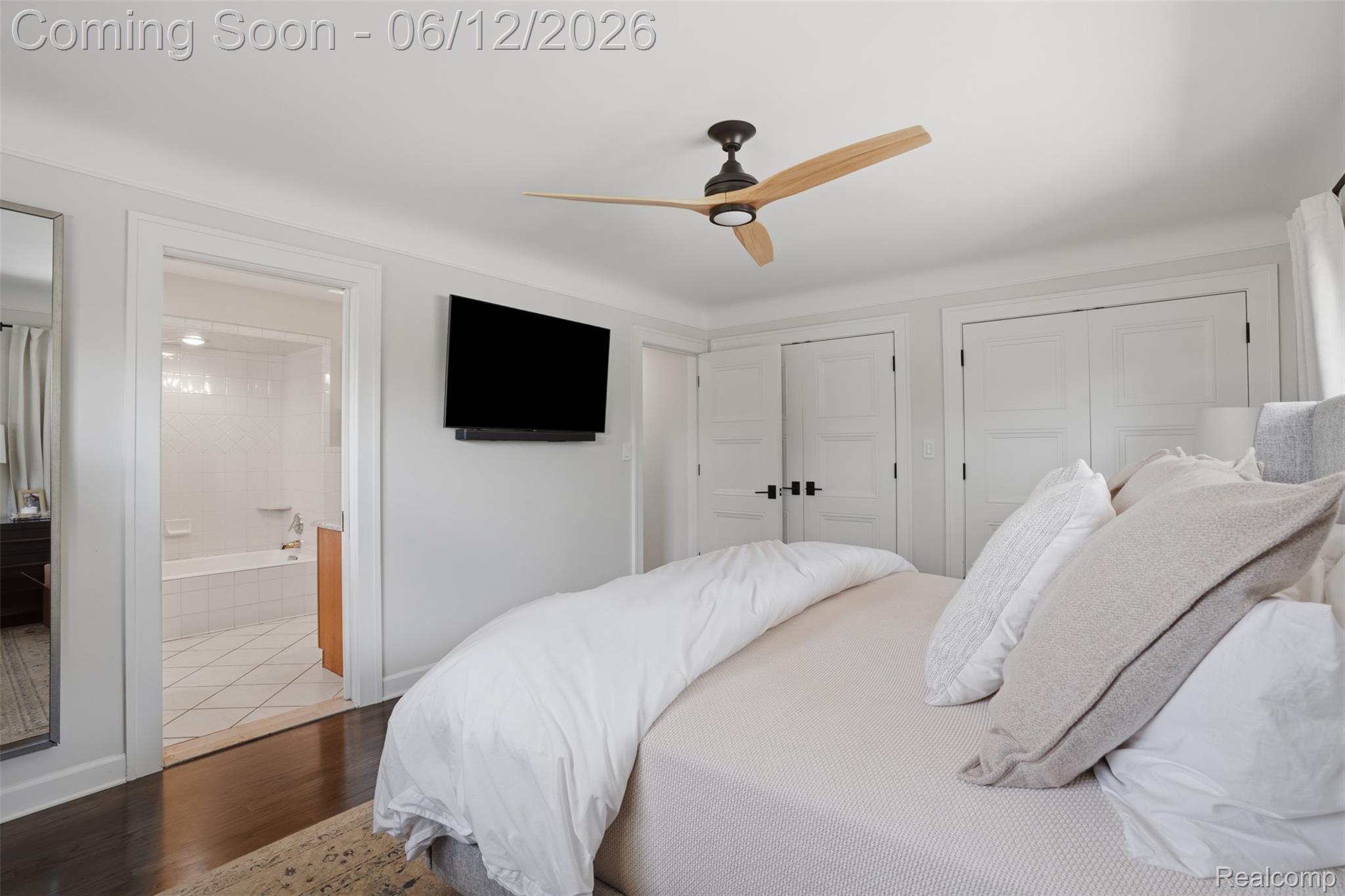 6998 Meadowlake Road