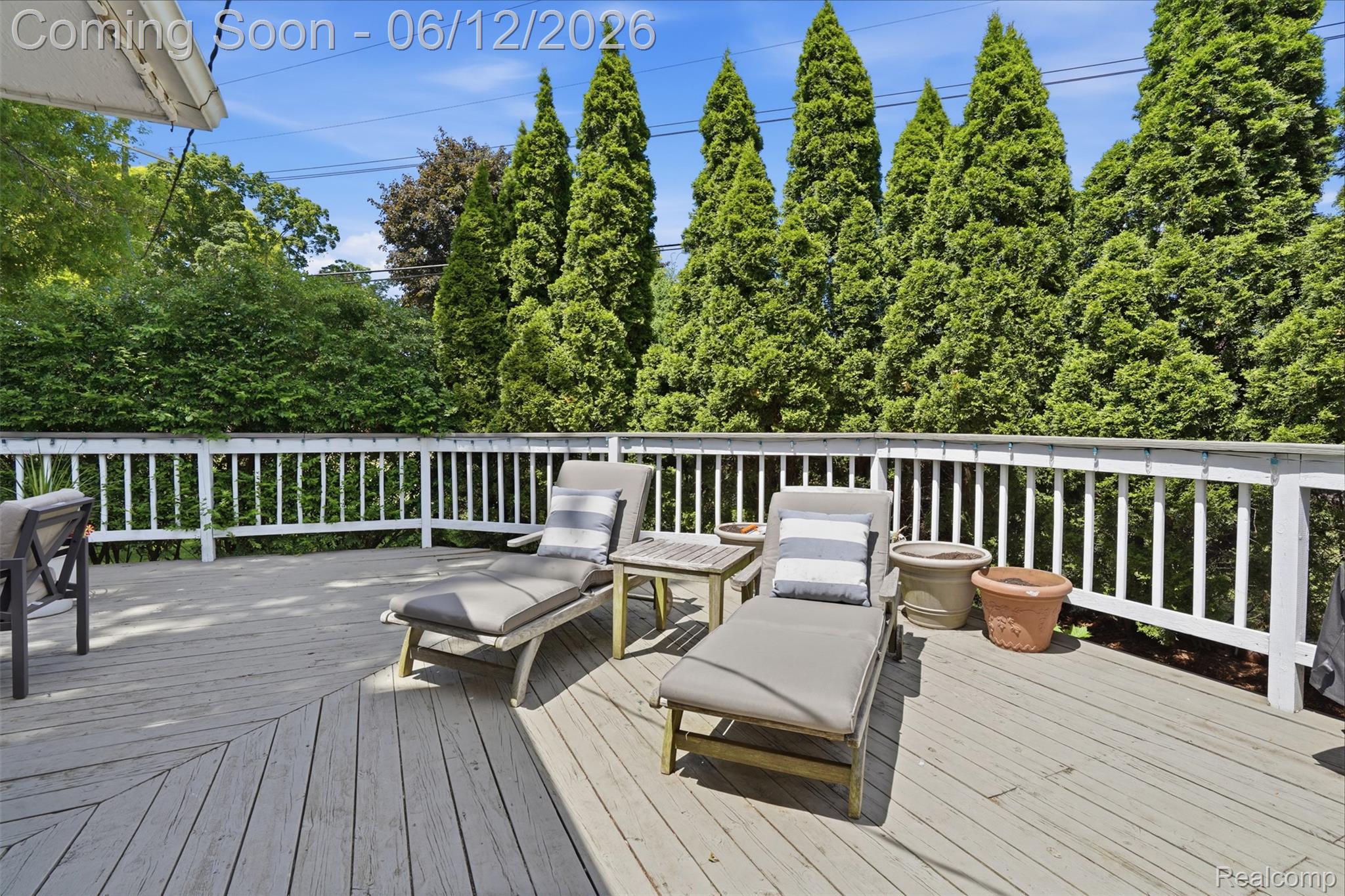 6998 Meadowlake Road