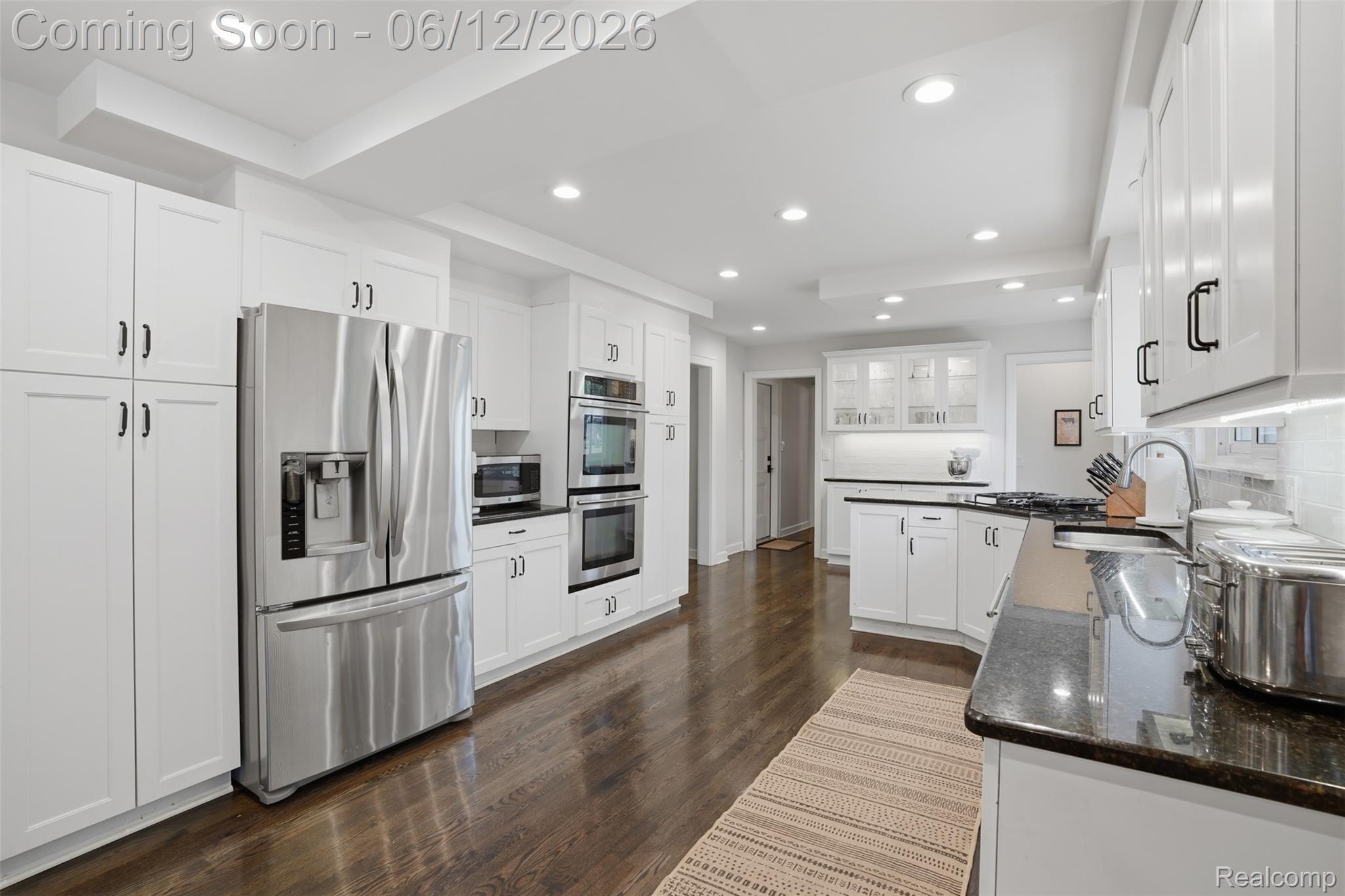 6998 Meadowlake Road