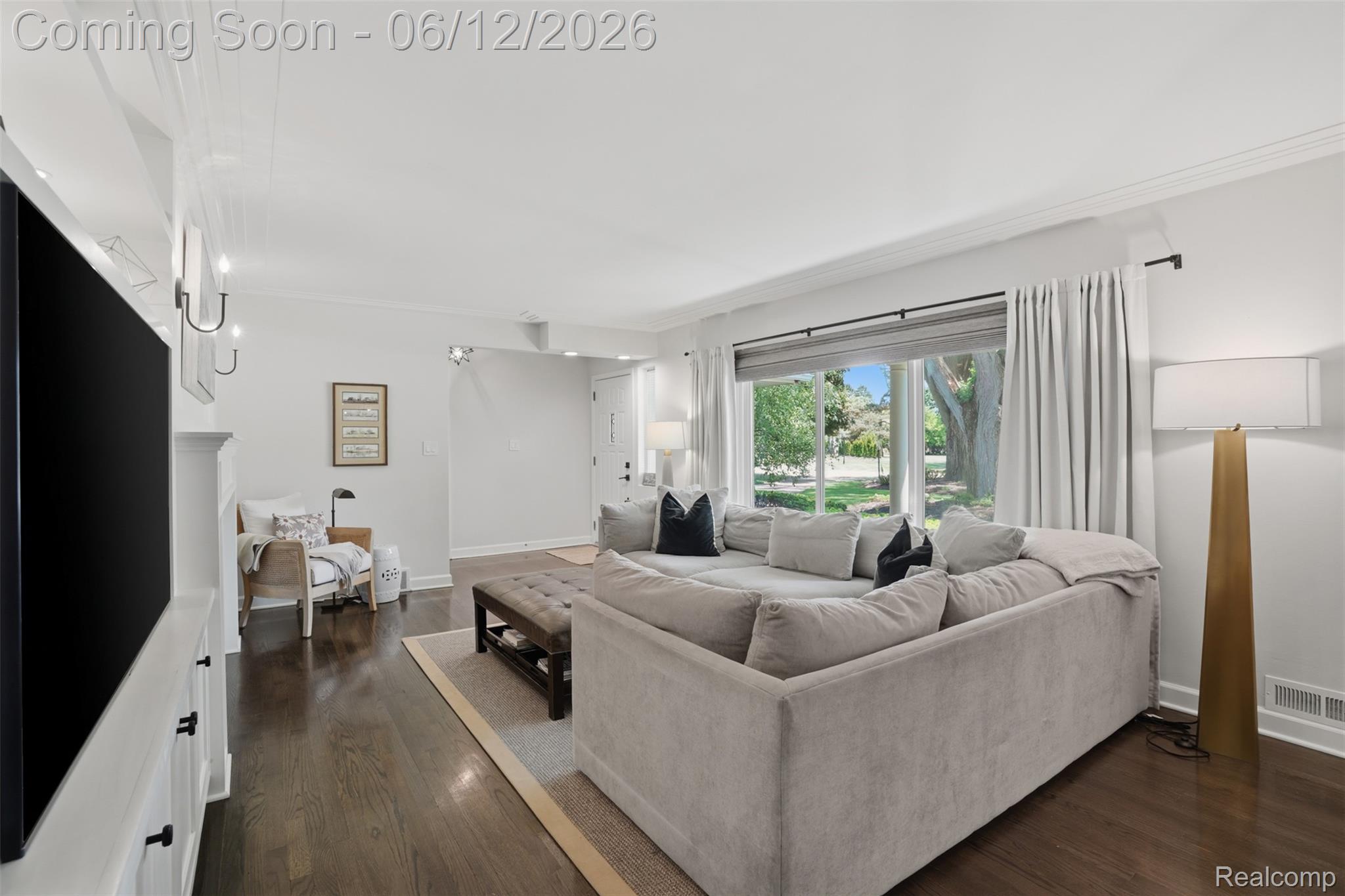 6998 Meadowlake Road