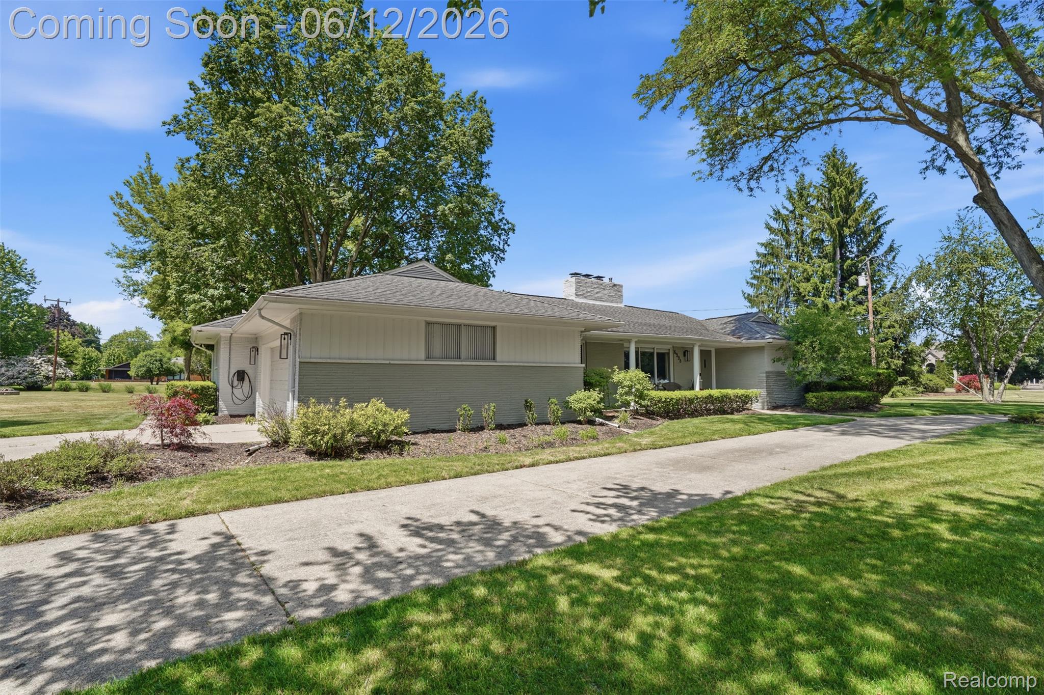 6998 Meadowlake Road