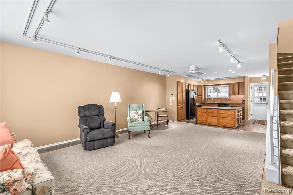 28332 UNIVERSAL Drive Unit: 148