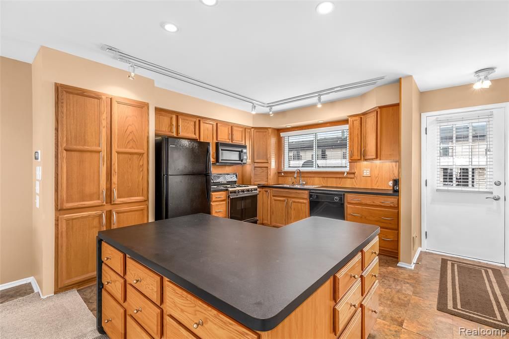 28332 UNIVERSAL Drive Unit: 148