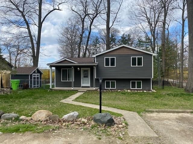 5351 GRASS LAKE Road