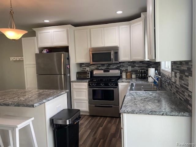 5351 GRASS LAKE Road