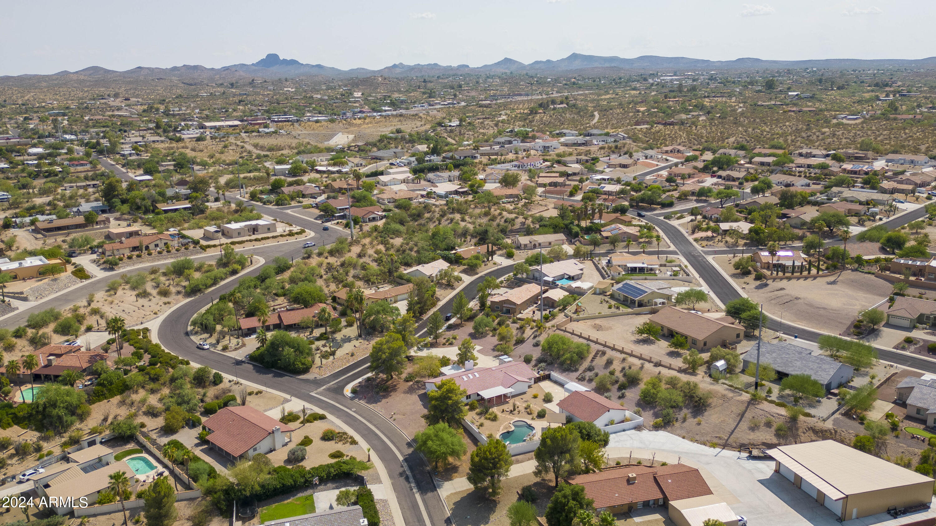 780 W SANTA FE Drive