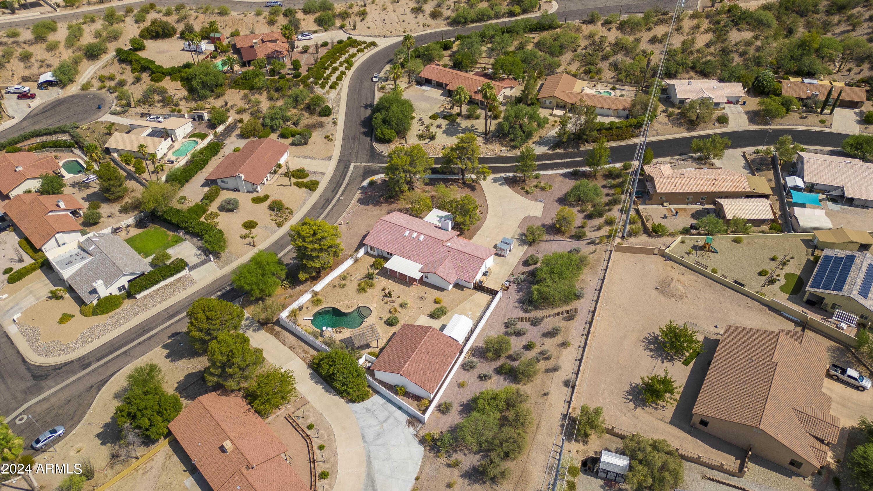 780 W SANTA FE Drive