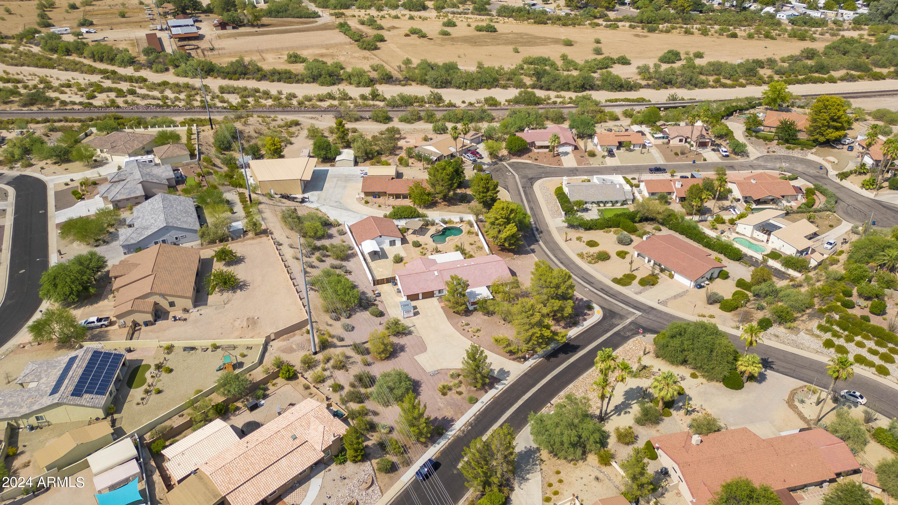 780 W SANTA FE Drive