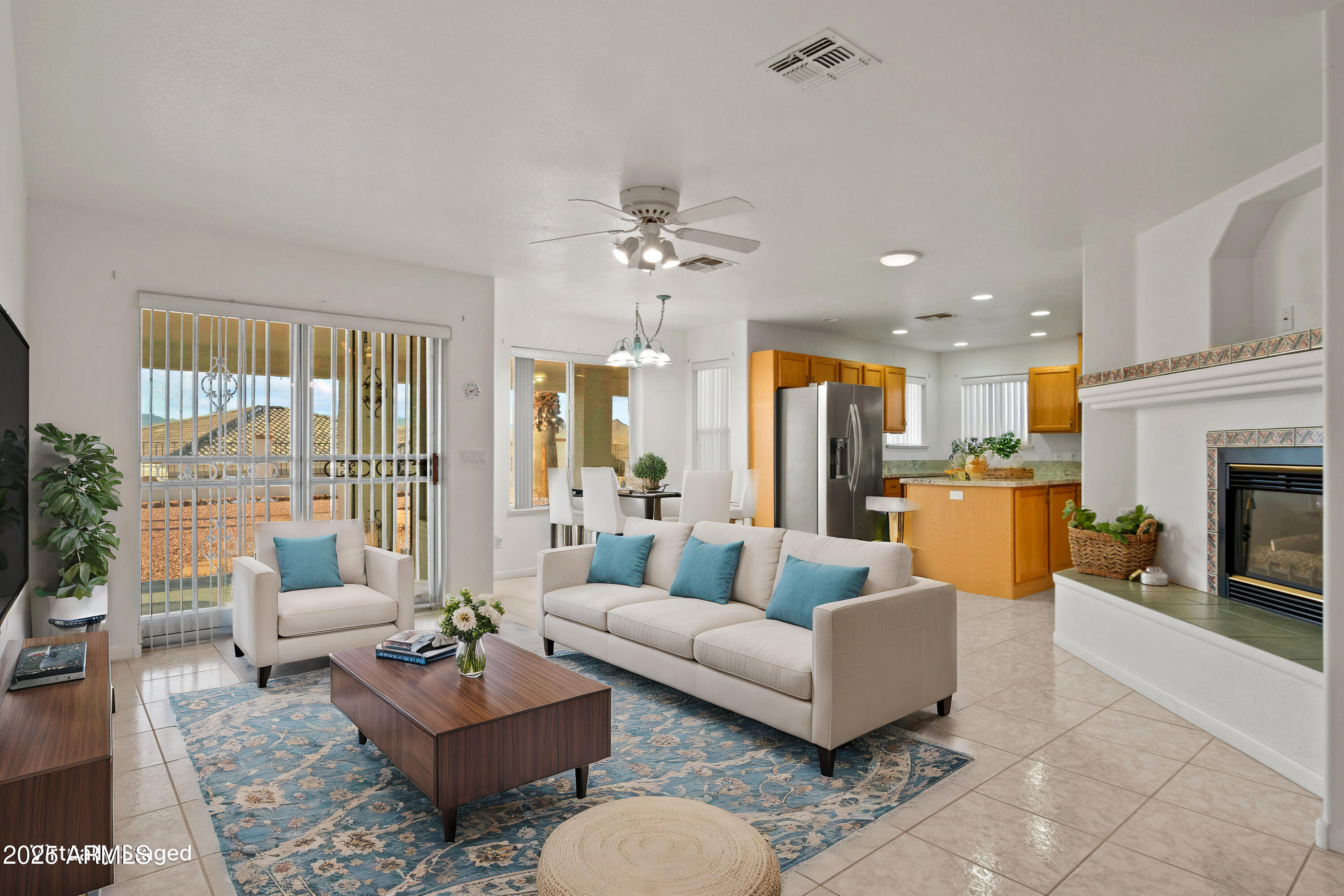 980 W SANTA FE Drive