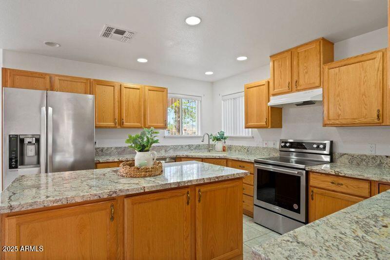 980 W SANTA FE Drive