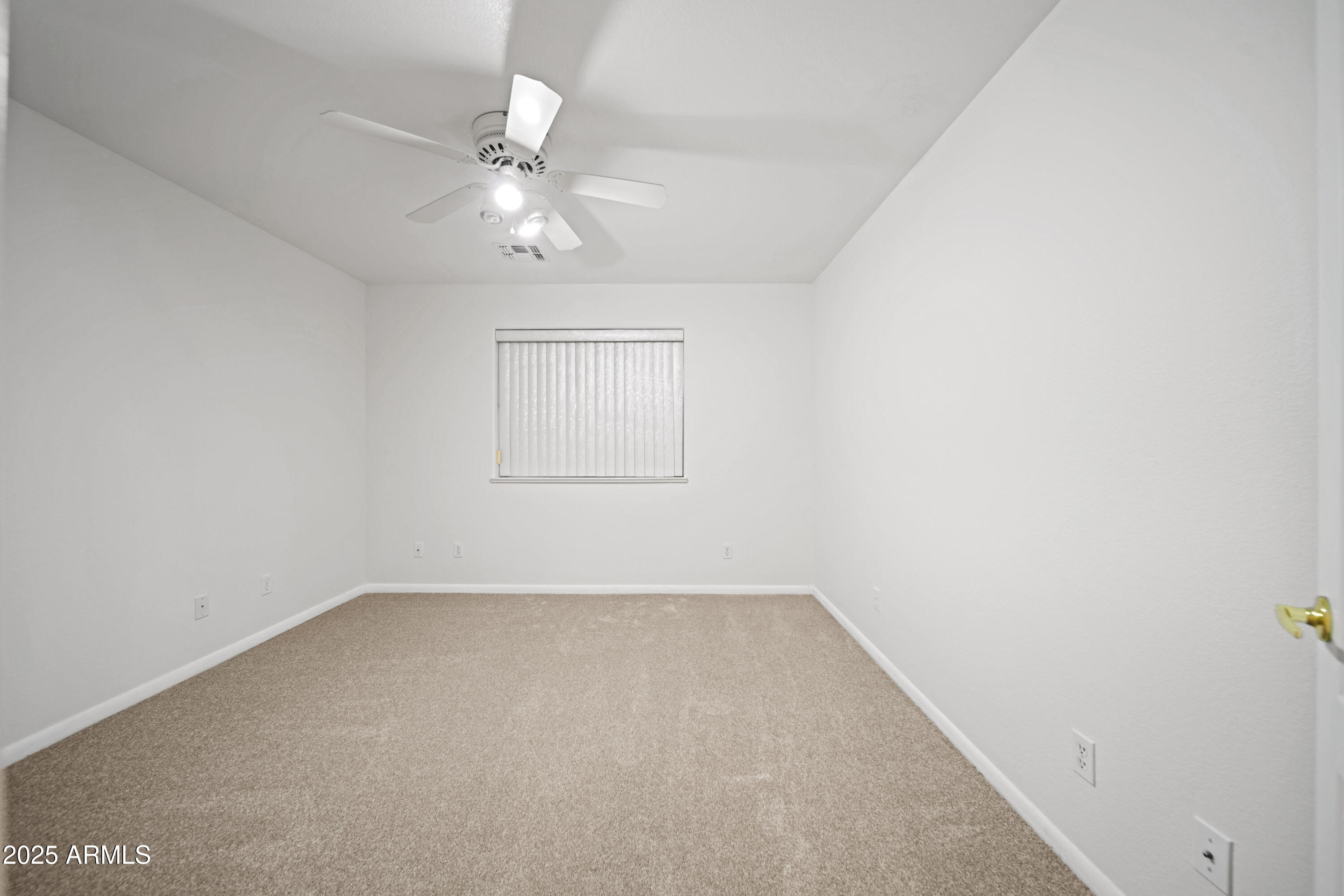 980 W SANTA FE Drive