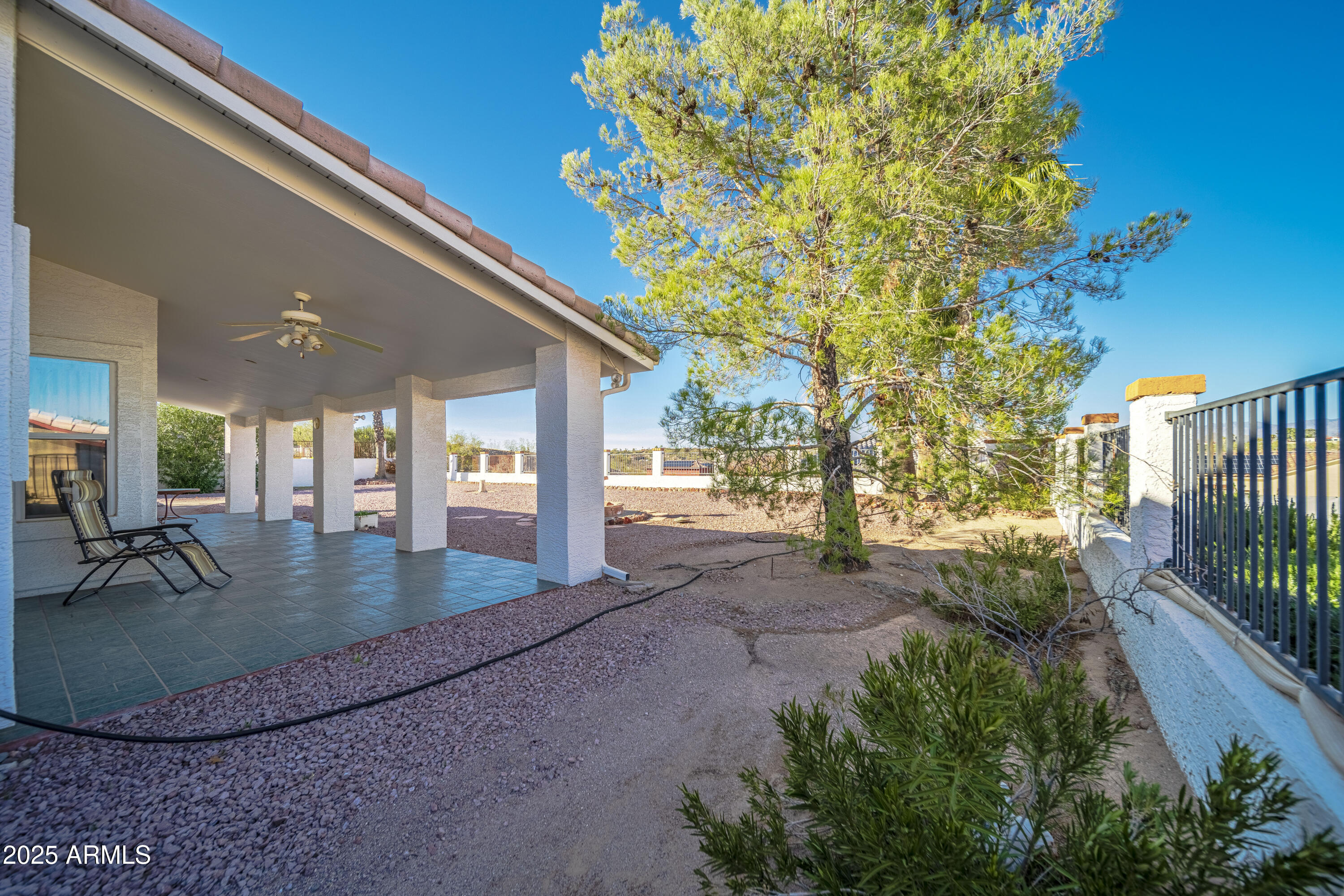 980 W SANTA FE Drive