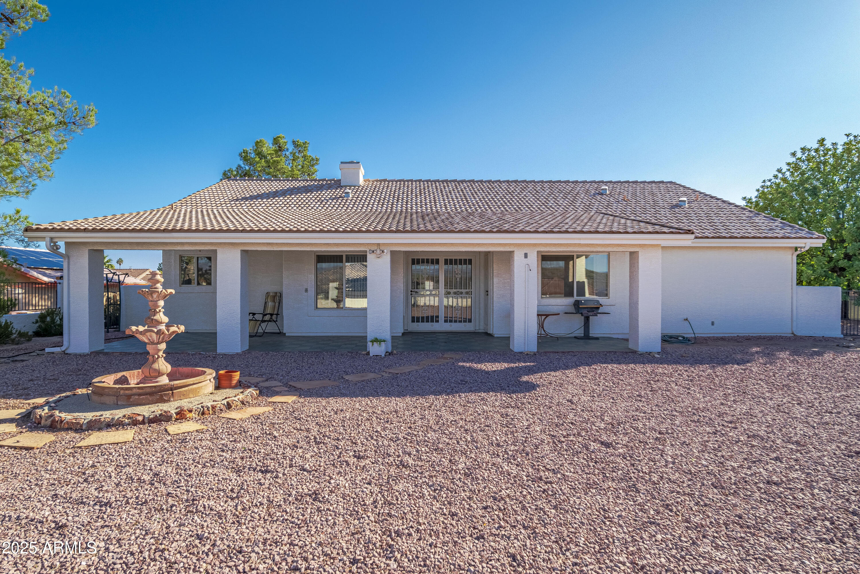 980 W SANTA FE Drive