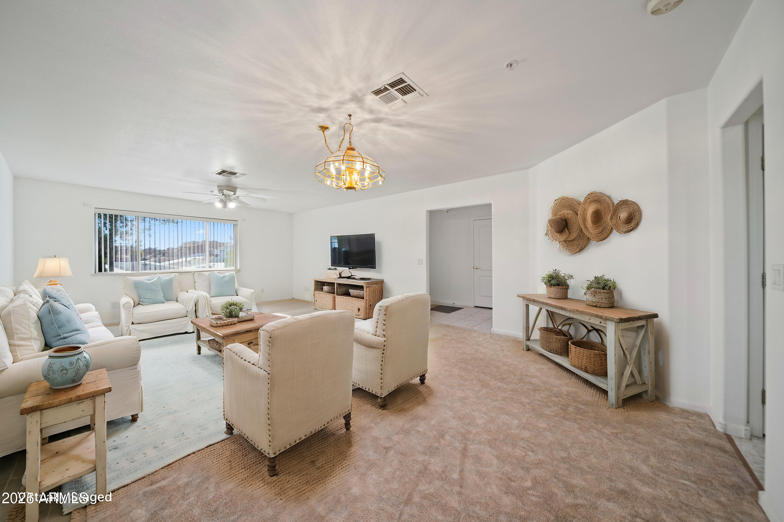 980 W SANTA FE Drive