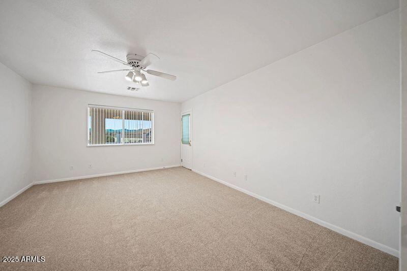 980 W SANTA FE Drive