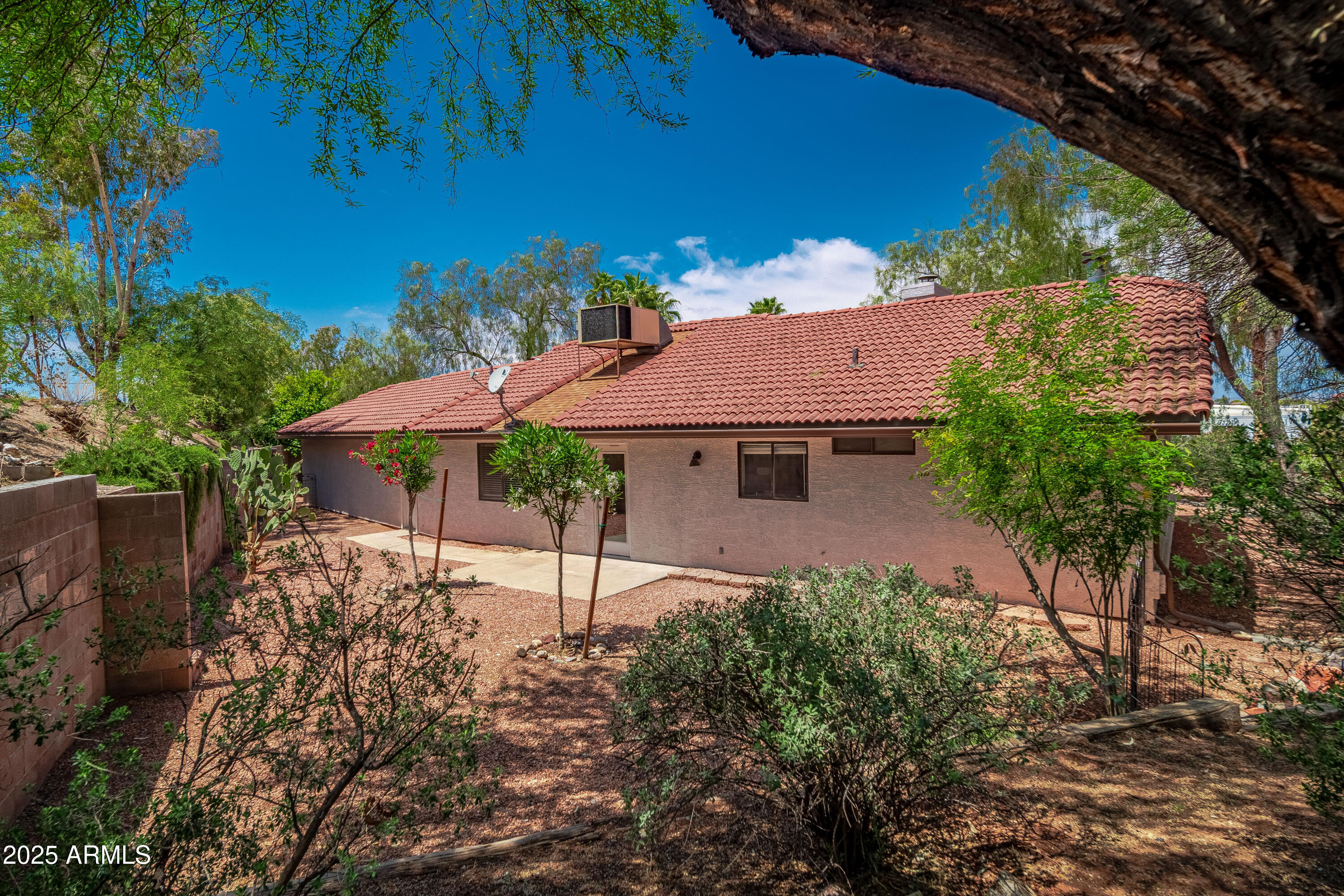 2105 W TERRACE Drive